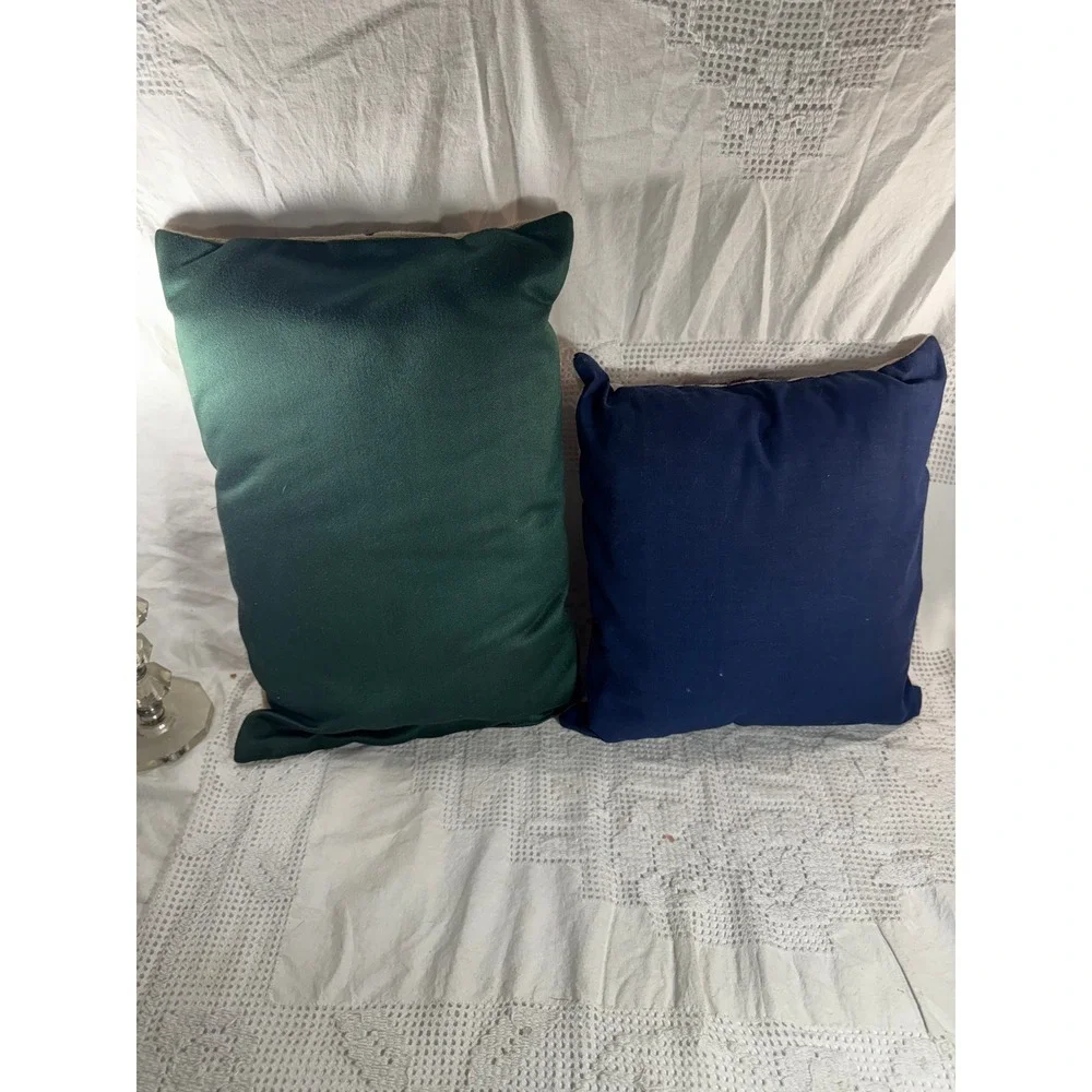 Vintage Christmas Tapestry Throw Pillows Set 2 Santa Claus Stocking Toys Holiday